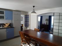 la cuisine-salle à manger cuisine/salle à manger